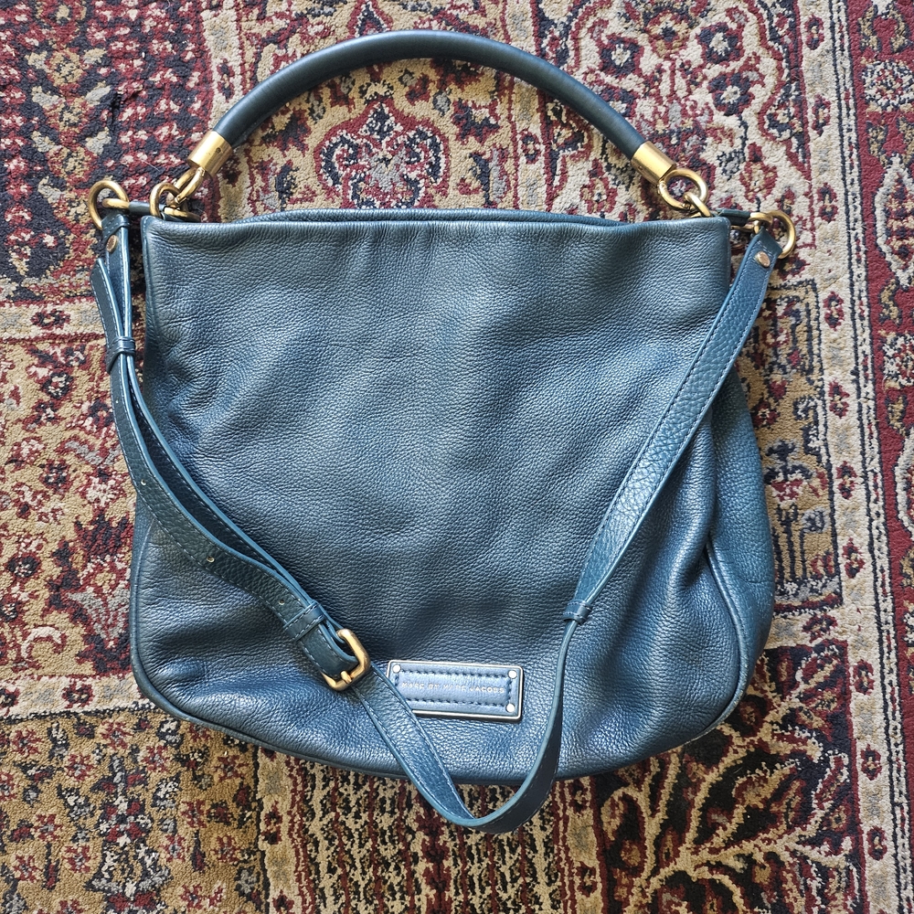 Michael Kors Elegant Blue Leather Handbag